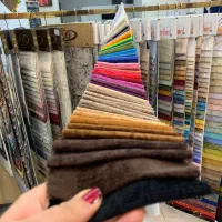 تمامی وسایل دکوراسیون خانه با اجرای خدمات رایگان|مبلمان خانگی و میز عسلی|گراش, |دیوار