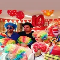 دی جی تولد حباب بازی بادکنک آرایی فینگرفود