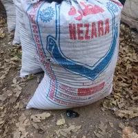 چند عدد گونی کود|گل و گیاه طبیعی|کرمان, |دیوار