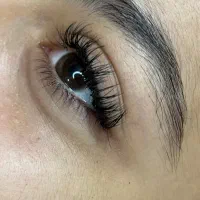 نیازمند چند مدل برای اکستنشن مژه