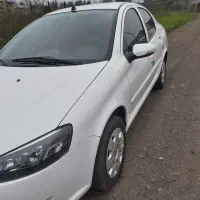 رانا پلاس ۱۴۰۲ سفید|خودرو سواری و وانت|رشت, شکار اسطلخ|دیوار