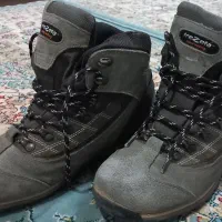 کفش کوهنوردی trezeta اصل رومانی