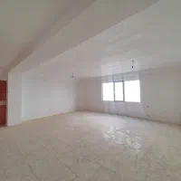 فاز 8 کلید خام /طبقه اول تراس بزرگ/ مشاعات سرامیک