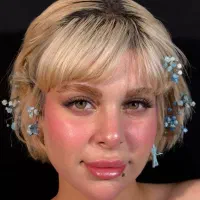 اکستنشن تخصصی مژه  افکت های vip