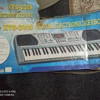 داخل کارتن هنوز استفاده نشده
