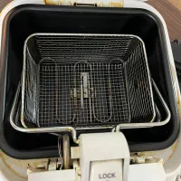 سرخ کن سانی سالم|اجاق گاز و لوازم برقی پختوپز|پرند, فاز ۵|دیوار