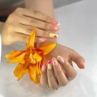 سالن تخصصی ناخن هدیه‌ بیوتی|خدمات آرایشگری و زیبایی|چمستان, |دیوار