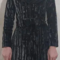 پالتو|لباس|ماسال, |دیوار