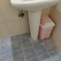 یک عدد روشویی سرامیکی در حد نو و کابینتی کارکرده|لوازم سرویس بهداشتی|اهواز, گلستان|دیوار