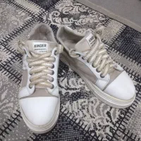 نیم بوت وکفش اسپرت دخترونه|کیف، کفش، کمربند|مشهد, کوی سیدی|دیوار