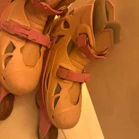 اسکیت ۴ چرخ صورتی کم رنگ|دوچرخه، اسکیت، اسکوتر|تهران, صد دستگاه|دیوار