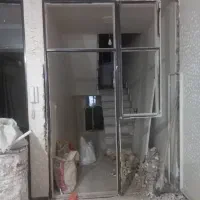 دو عدد پنجره و چهارچوب و درب و قفل سالم|مصالح و تجهیزات ساختمان|پاکدشت, پاکدشت (مامازند)|دیوار