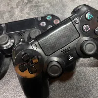 دسته پی اس 4 و 5 خریدارم