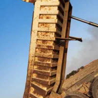 اتاق کمپرس ده چرخ مخصوص معدن نبشی کشی وشوت دار