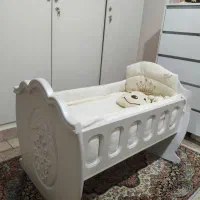 تخت کنارمادر چوب زیبا