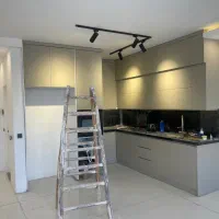 ساخت و تعمیرات تخصصی کابینت و کمد