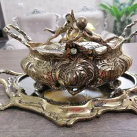 شکلات خوری برنز و سینی با طرح اینه
