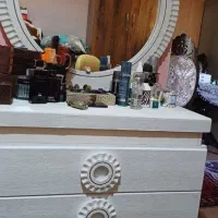 سرویس تخت و کمد و پاتختی و تشک