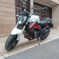 بنلی ۳۰۰ جفت مدل ۱۴۰۳