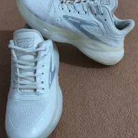 کتونی بروکس اورجینال کفی ژله ای ۴۳