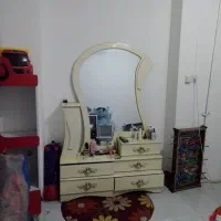 آینه دراور ومیز کشودار|جاکفشی، کمد، دراور|مشهد, هفده شهریور|دیوار