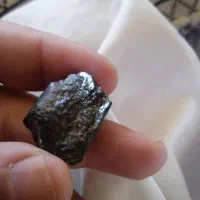 شهاب سنگ اصلی و ضمانتی|کلکسیون اشیاء عتیقه|کن, |دیوار