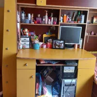 تخت دو طبقه  جنس  چوب ترک درجه یک فروش فوری|تخت و سرویس خواب|پرند, فاز ۵|دیوار