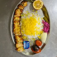 استخدام کارگر ساده رستوران با جای خواب