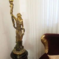 آباژور مجسمه|چراغ خواب و آباژور|قدس, شهر‌قدس|دیوار