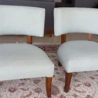 مبل تک‌نفره.  کاناپه