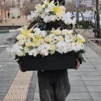 گل فروشی گلاریس باکس بزرگ گل باعظمت خاص