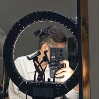 تخ.فیف به علت جابه جایی سالن