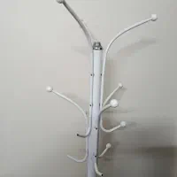 چوب لباسی فلزی تمیز|بندرخت و رخت‌آویز|تهران, جوادیه|دیوار