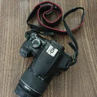 دوربین حرفه ای Canon 1300D با لنز