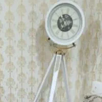 ساعت ایستاده در حد نو بدون هیچ زدگی یا شکستگی|ساعت دیواری و تزئینی|اهواز, کمپلو جنوبی|دیوار