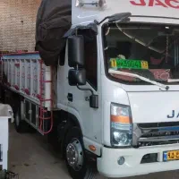 یک راننده پایه یک می‌خوام دایمی واسه جک 8تن