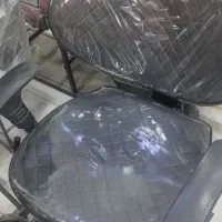 صندلی آرایشگاه  صفر دو روز کار کردهـ تمیز|آرایشگاه و سالن‌های زیبایی|پیرانشهر, |دیوار