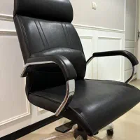 صندلی اداری کامپیوتر چرخدار شیزن s911