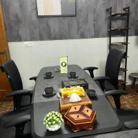 میز صندلی مدیریت و میز کنفرانس اداری|دفتر کار|قم, آزادگان|دیوار