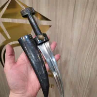 خنجرکردی دبان کهنه شرطی دسته وغلاف شاخ|کلکسیون اشیاء عتیقه|تهران, جمهوری|دیوار