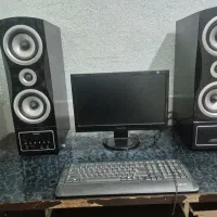 کامپیوتر به فروش می‌رسد