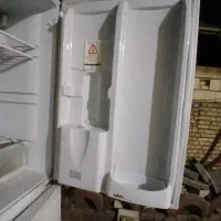 یخچال|یخچال و فریزر|بروجن, |دیوار