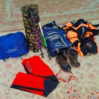 تعدادی وسایل کوهنوردی