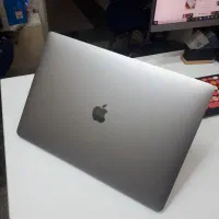 مک بوک پرو ۲۰۱۷  MacBook pro