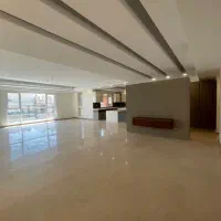 ۱۷۰متر/ظفر/۳خواب مستر/مدرن/برند منطقه نوساز