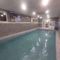 باغ ویلا استخر دار واقع در قوچان