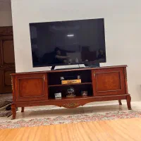 میز تلویزیون چوبی طلا کوب