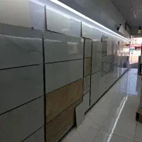 منشی فروشند خانم