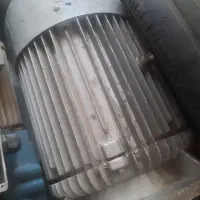 دینام ۷۰۰ دور ۱۵ اسب فرم ۲۰۰ الکتروموتور ۲۵۵ کیلو