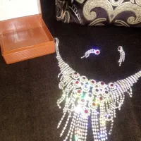 گردنبند همراه گوشواره ب